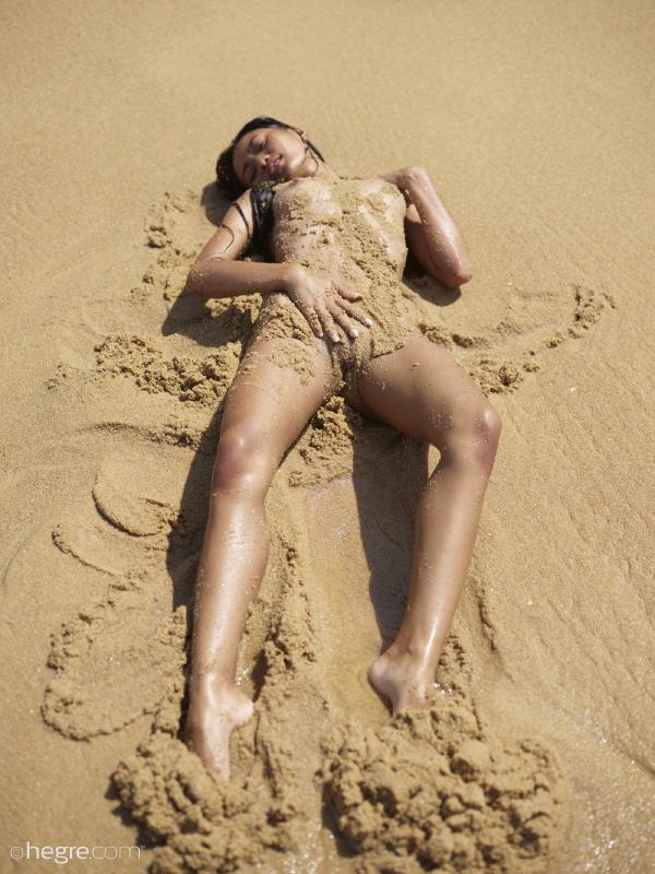 Hiromin alastonranta #35